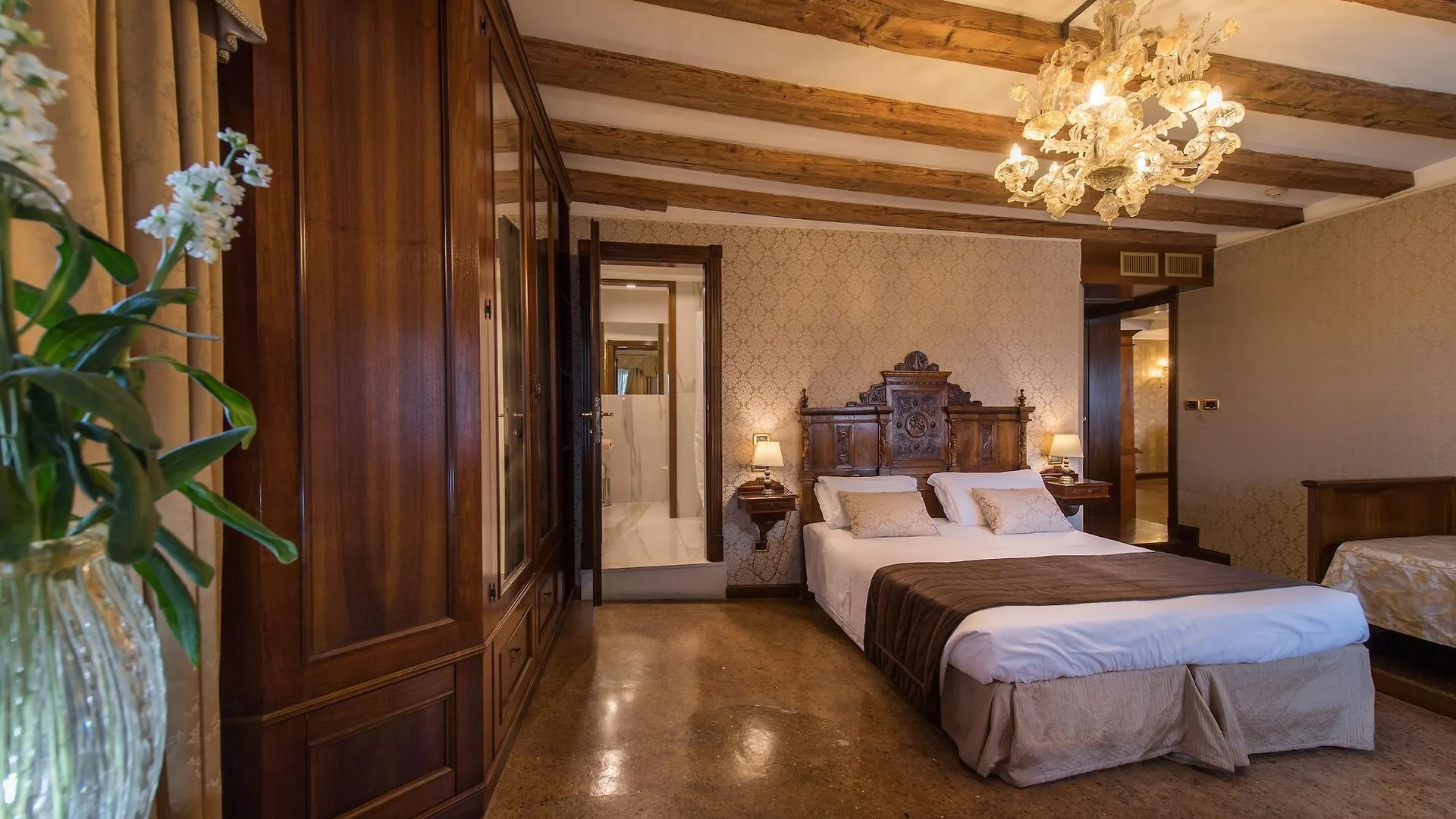 Palazzo Bembo - Exclusive Accommodation Venezia 2*,  Italia
