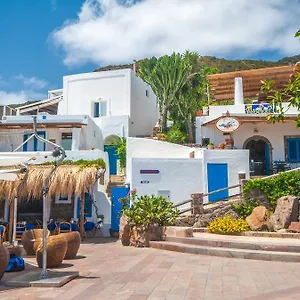 da-francesco-panarea-island.sicilyhotelsitaly.net/