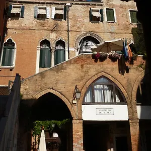 Гостевой дом Palazzo Lion Morosini - Check In Presso Ai Santi Apostoli, Венеция