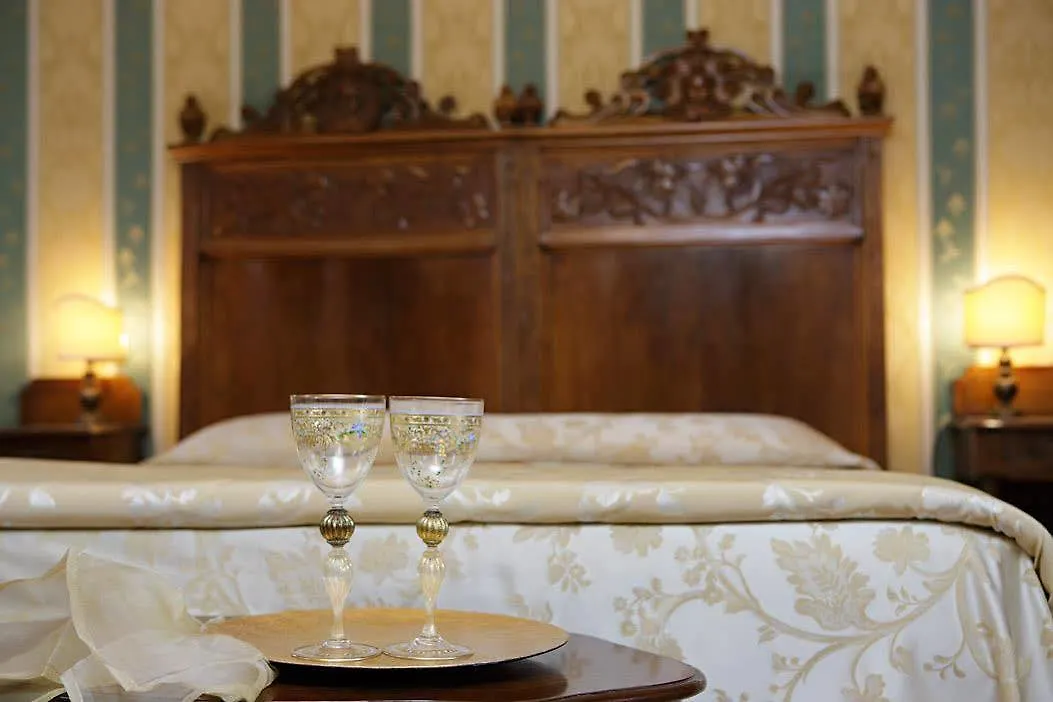 Palazzo Bembo - Exclusive Accommodation Venedik