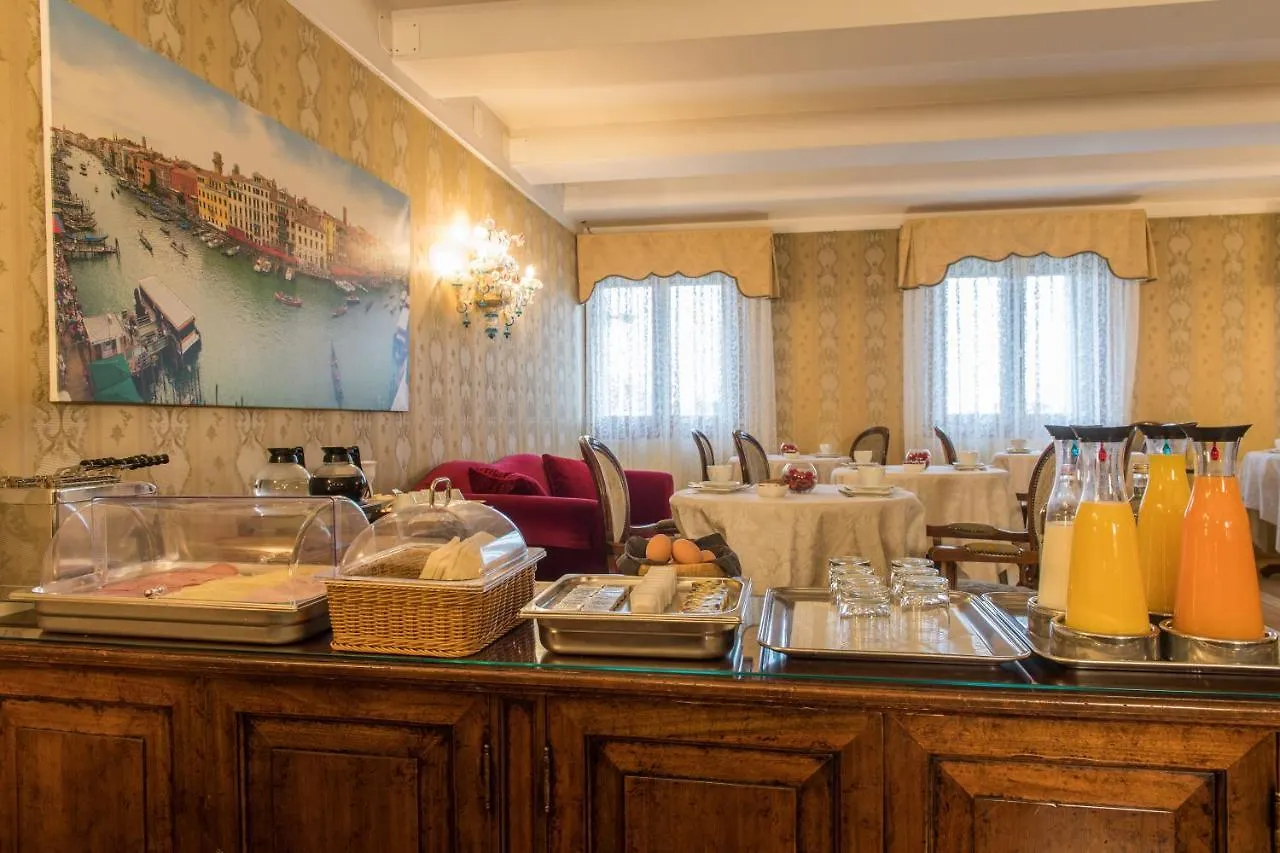 Konukevi Palazzo Bembo - Exclusive Accommodation Venedik